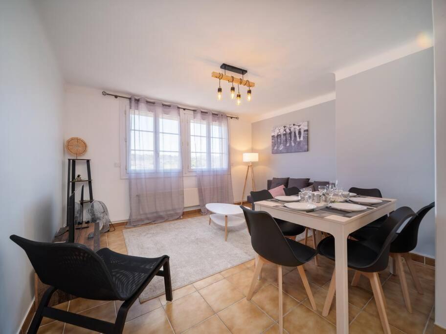 Appartement Tout Equipe Traversant 6 A 8 Couchages マルセイユ エクステリア 写真